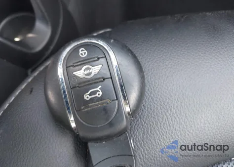 2016 Mini Hardtop Cooper z USA, uszkodzony, nr VIN WMWXU1C53G2D08424